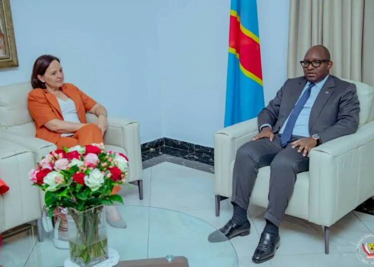 RDC – Belgique : coopération et développement au menu des échanges entre Sama Lukonde et Roxane de Birderling 